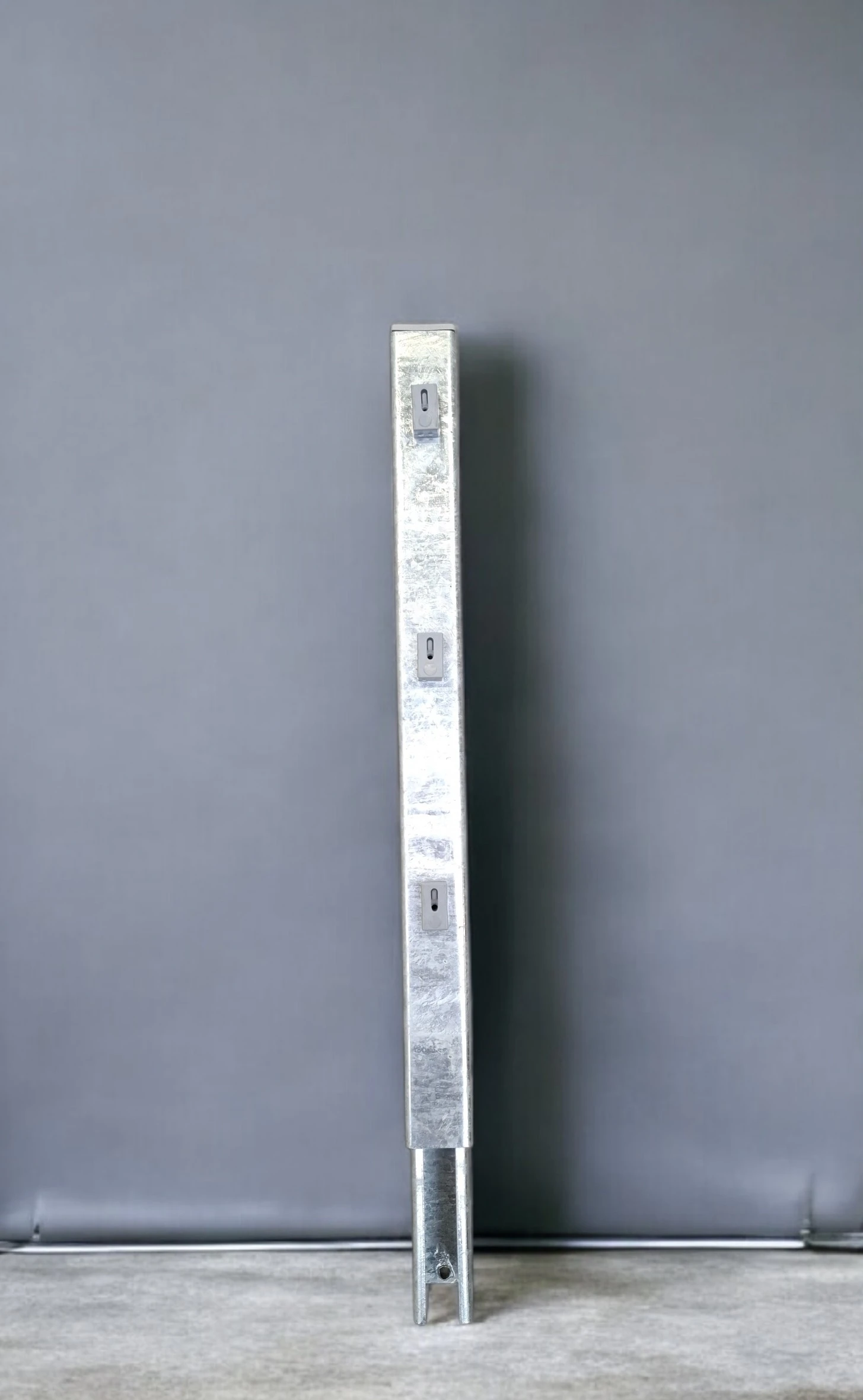 Abweiser gerade verzinkt